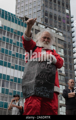 Le Chili proteste. La Marcha más grande de Chile, plus de 1 millions de manifestants Banque D'Images