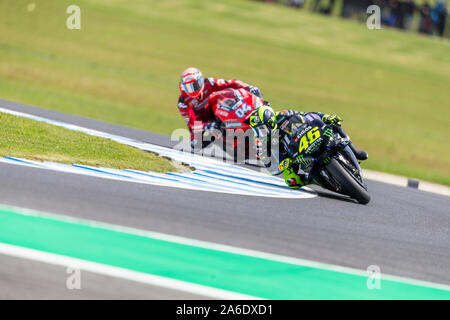 26 octobre 2019 ; Grand Prix de Phillip Island, l'île de Phillip Island, Victoria, Australie ; Moto GP d'Australie, jour de qualification ; Andrea Dovizioso, Valentino Rossi lors des essais libres 4 - usage éditorial Banque D'Images