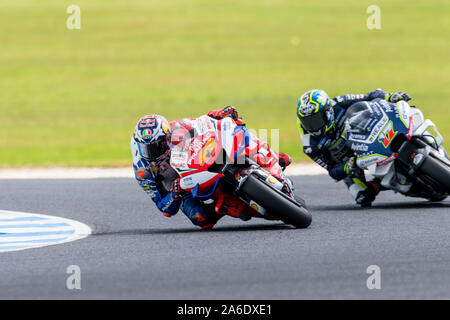 26 octobre 2019 ; Grand Prix de Phillip Island, l'île de Phillip Island, Victoria, Australie ; Moto GP d'Australie, jour de qualification ; Jack Miller, Karel Abraham lors des essais libres 4 - usage éditorial Banque D'Images