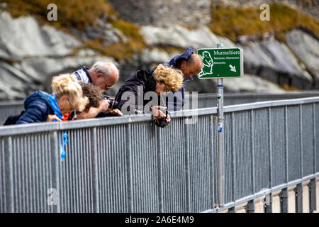 Sur la Haute Route alpine du Grossglockner en Autriche, haute montagne montagne route reliant les deux provinces autrichienne de Salzbourg et de Carinthie, Kaiser-Fr Banque D'Images