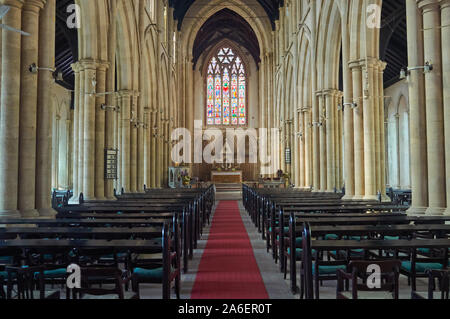 Vue intérieure de l'église de Saint Jean l'Evangéliste, mieux connu comme le peuple afghan, de l'Église une église anglicane en Marine Road, Colaba, Mumbai, Inde Banque D'Images