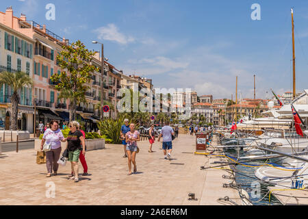 Une vue typique à Cannes en France Banque D'Images