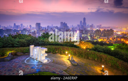 Martyr's Shrine Lookout, Kaohsiung City, Taiwan Banque D'Images