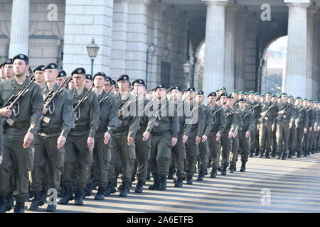 Vienne, Autriche. 26th octobre 2019. Journée nationale autrichienne sur la place des héros Vienne avec la conquête des recrues par le Gouvernement fédéral autrichien sur 26 octobre 2019 à Vienne. Credit: Franz PERC / Alamy Live News Banque D'Images