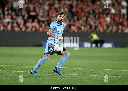 Parramatta, New South Wales, Australie. 26Th Oct, 2019. Bankwest ; Stadium, Parramatta, New South Wales, Australie ; une ligue de football, de l'ouest de Sydney et Sydney Wanderers Football Club ; Milos Ninkovic de Sydney - usage éditorial : Action Crédit Plus Sport Images/Alamy Live News Banque D'Images