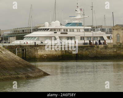 Le Yatch Virginian est arrivé à La Rochelle, le 21 octobre 2019, pour subir une rénovation complète de 6 mois par Atlantic repose de La Pallice Banque D'Images