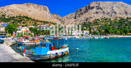 Île grecque authentique Chios. Beau village de pêcheurs traditionnels Vrotandos Banque D'Images