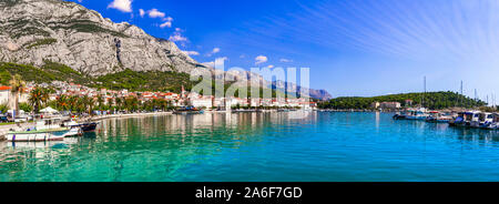 Sites de voyage et de Croatie - Makarska. ville célèbre station touristique populaire dans la riviera de Makarska Banque D'Images