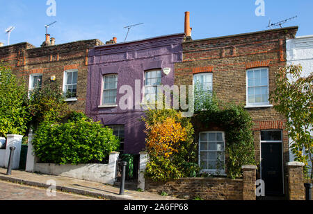 Londres, Royaume-Uni - 22 octobre, 2019 : Hampstead est un quartier du nord de Londres central plein de ruelles et de charmants bâtiments géorgiens Banque D'Images