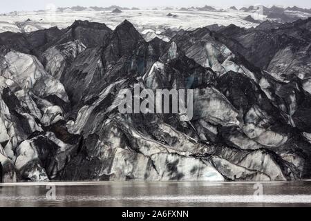 Glacier Glacier, lagune, Solheimajokull, Solheimajokull, langue du glacier Myrdalsjokull de cendres volcaniques, y compris près de ring road, Suourland Banque D'Images