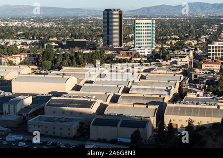 Burbank, Californie, USA - 20 octobre 2019 - Matin voir l'historique des étapes de son studio Warner Bros et Burbank Media dans les bâtiments du quartier San Banque D'Images