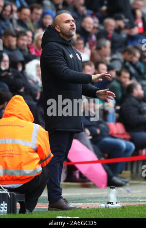 Londres, Royaume-Uni. 26Th Oct, 2019. L'entraîneur-chef d'Orient Carl Fletcher au cours de la correspondance entre deux Ligue EFL Leyton Orient et Carlisle, au Brisbane Road, Londres, le 26 octobre 2019 : Crédit photo Action Sport/Alamy Live News Banque D'Images