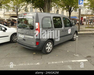 Visite de La Rochelle en bus de mer, Place de la chaîne, Port Neuf, Base nautique de Port Neuf, fin du monde, le phare de St Nicolas et de la chaîne des tours Banque D'Images