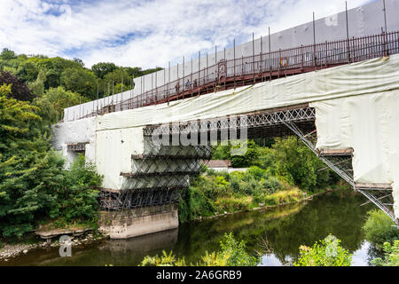 Le monde célèbre monument de Ironbridge en rénovation, la construction, le bâtiment va de l'entretien dans le Shropshire Banque D'Images