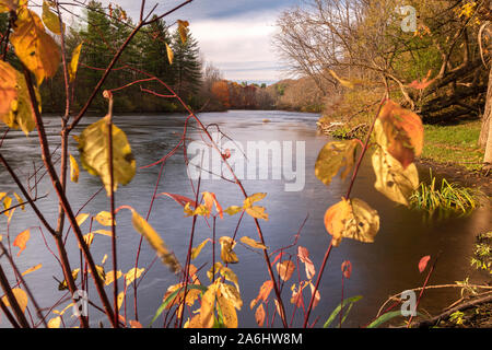 Voir le paysage de West Canada Creek dans Upstate New York Banque D'Images