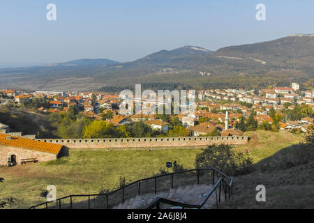 BELOGRADCHIK, BULGARIE - 19 octobre 2019 : vue du coucher des ruines de la forteresse de Belogradchik appelé Kaleto, Région de Vidin, Bulgarie Banque D'Images