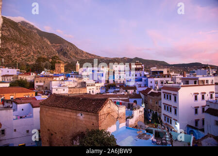 Maisons bleu à Chefchaouen au Maroc Banque D'Images