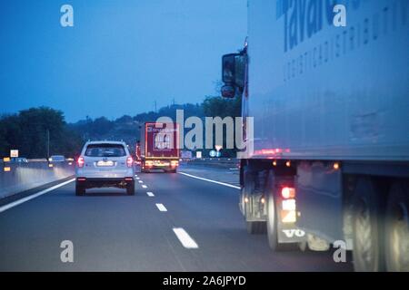 L'autoroute A1 Milano-Napoli appelée Autostrada del Sole en Toscane, Italie. 23 août 2019© Wojciech Strozyk / Alamy Stock Photo *** *** légende locale Banque D'Images