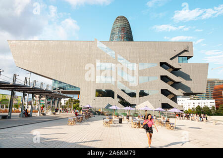 Barcelone Espagne, Catalonia Plaza Placa des Glories, Museuu del Disseny Design Musée extérieur, DHUB MBM architecture Martorell Bohigas Banque D'Images