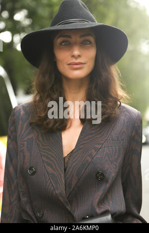 Ilaria Capponi assister au spectacle Armani pendant la semaine de la mode de Milan 19 septembre 2019 Banque D'Images