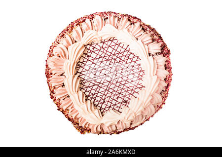 Jour de naissance avec gâteau rond crème beige et décoré d'un filet de chocolat blanc isolé sur une vue supérieure Banque D'Images