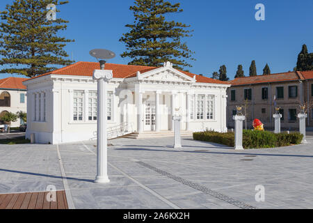 PAPHOS, Chypre - 20 avril 2018 : Mairie de Banque D'Images