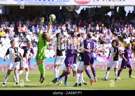 Cesena, Italie. 27 Oct, 2019. respinta de Laura Giuliani (Juventus Juventus vs Fiorentina)dans WomenÃ'Â, la Supercoupe italienne Femmes Football à Cesena, Italie, le 27 octobre 2019 - LPS/Lisa Guglielmi Crédit : Lisa Guglielmi/fil LPS/ZUMA/Alamy Live News Banque D'Images