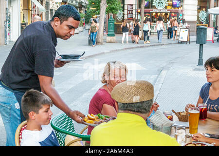 Valence Espagne, hispanique Latino-Latino, Ciutat Vella, vieille ville, centre historique, Plaza del Mercat, El Rincon del Mercado, restaurant restaurants restauration e Banque D'Images