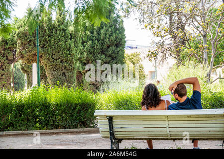 Valencia Espagne,Hispanic Latino,Trinitat,Jardines del Real,Jardins del Reial,Viveros Royal Garden,parc public urbain,jardin,paysage,banc de parc,m Banque D'Images