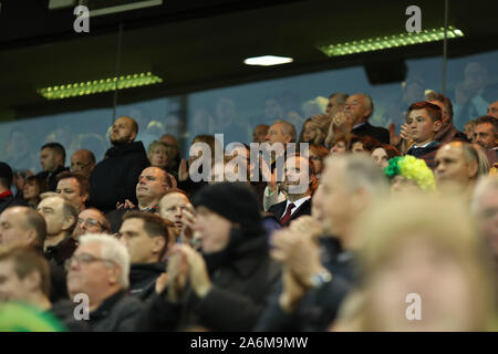 27e Octobre 2019 ; Carrow Road, Norwich, Norfolk, Angleterre, Premier League anglaise, Norwich football Manchester United contre Manchester United, chef de la direction Ed Woodward est vu dans la foule - strictement usage éditorial uniquement. Pas d'utilisation non autorisée avec l'audio, vidéo, données, listes de luminaire, club ou la Ligue de logos ou services 'live'. En ligne De-match utilisation limitée à 120 images, aucune émulation. Aucune utilisation de pari, de jeux ou d'un club ou la ligue/dvd publications Banque D'Images