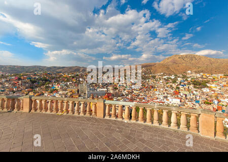 Guanajuato vue panoramique d'une ville pittoresque près de Pipila Monument Lookout Banque D'Images