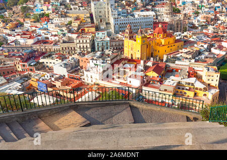 Guanajuato vue panoramique d'une ville pittoresque près de Pipila Monument Lookout Banque D'Images