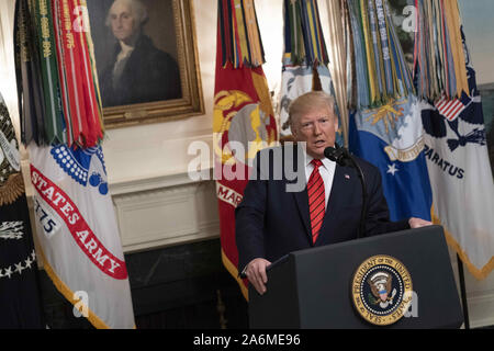 Octobre 27, 2019, Washington, District of Columbia, États-Unis : le Président des Etats-Unis, Donald J. Trump répond aux questions du journaliste après avoir fait une déclaration à la Maison Blanche à Washington, DC sur la mort d'ISIS leader Abou Bakr al-Baghdadi au cours d'un raid militaire américaine en Syrie le dimanche, Octobre 27, 2019..Crédit : Chris Kleponis / Piscine via CNP/AdMedia (crédit Image : © Chris Kleponis/AdMedia via Zuma sur le fil) Banque D'Images