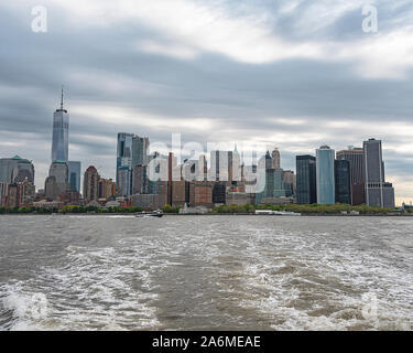 Etats Unis, New York - Mai 2019 : Quitter Manhattan, NYC en ferry Banque D'Images