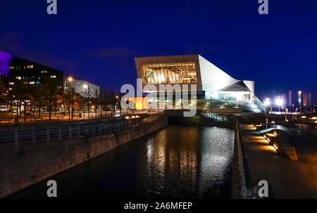 Musée de Liverpool dans la nuit Banque D'Images