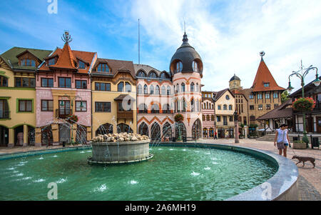 La Place de l'Europe. Un ensemble architectural dans le centre de Komarno, Slovaquie Banque D'Images