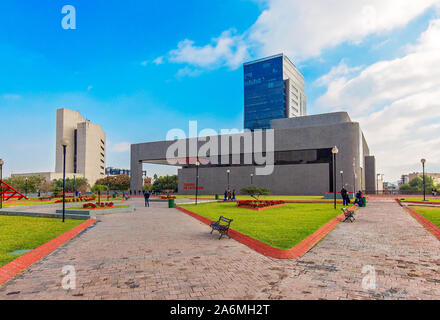 Monterrey, Mexique-11 Août, 2019 : Monterrey Macroplaza, vue (La Gran Plaza) Square dans le centre-ville historique, la septième plus grande Plaza dans le wor Banque D'Images