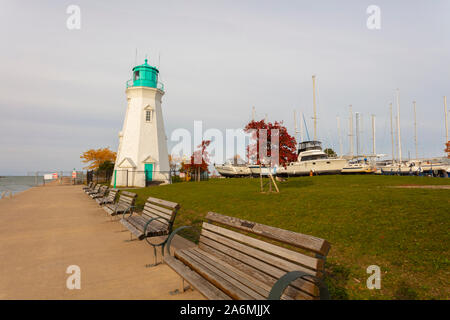 St.Catherines, Ontario, Canada - le 26 octobre 2019 : Port Dalhousie de St.Catherines en automne. Banque D'Images