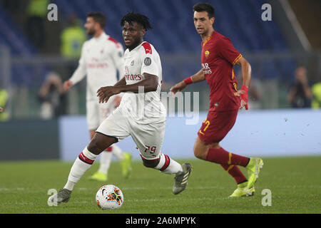 Rome, Italie. 27 Oct, 2019. Rome, Italie - 27 octobre 2019 : Franck Kessie (Milan), Javier Pastore (AS ROMA) en action au cours de la Serie A italienne match de football entre l'AS Roma et le Milan AC, au Stade olympique de Rome. Agence Photo crédit : indépendante/Alamy Live News Banque D'Images