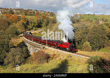 41241 chefs passé Mytholmes sur le KWVR. Banque D'Images