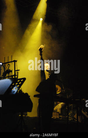 Ruben Blades montre à Luna Park Stadium, présentant Cantares del Subdesarrollo. Le 17 novembre 2009 Banque D'Images