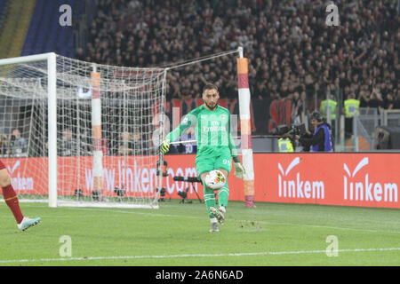 Rome, Italie. 27 Oct, 2019. Au Stadio Olimpico, en tant que Roms battre Milan 2-1 avec but de Dzeko et Zaniolo. Hernandez score pour Milan (photo de Paolo Pizzi/Pacific Press) Credit : Pacific Press Agency/Alamy Live News Banque D'Images