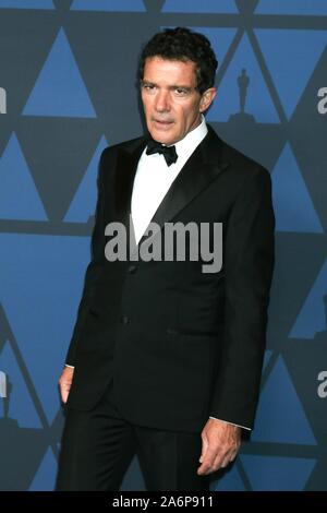 Los Angeles, USA. 27 Oct, 2019. Los Angeles, CA. 27 Oct, 2019. Antonio Banderas aux arrivées de l'Académie 11e édition annuelle des Prix des Gouverneurs 2019, le Kodak Theater à Hollywood et Highland Center, Los Angeles, CA, 27 octobre 2019. Credit : Everett Collection Inc/Alamy Live News Banque D'Images