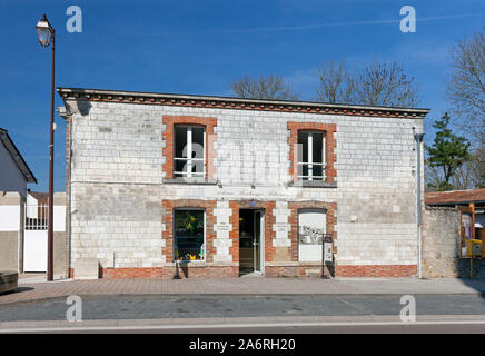 Europe, France, Grand Est, de l'Epine, Artisan Boulanger pâtissier (Baker's shop) sur la Rue du Luxembourg Banque D'Images