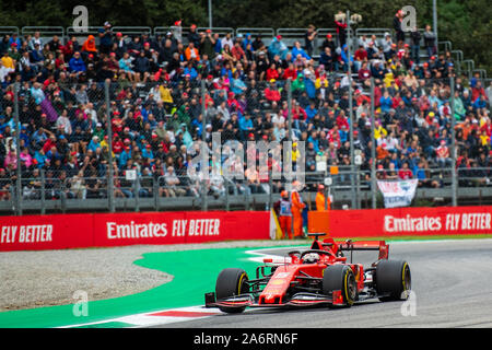 Italie/Monza - 06/09/2019 - # 5 Sebastian Vettel (GER, Team Scuderia Ferrari, SF90) au cours du PC2 avant de se qualifier pour le Grand Prix d'Italie Banque D'Images