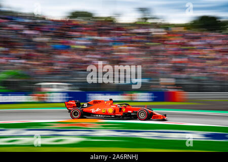 Italie/Monza - 06/09/2019 - # 5 Sebastian Vettel (GER, Team Scuderia Ferrari, SF90) au cours du PC2 avant de se qualifier pour le Grand Prix d'Italie Banque D'Images