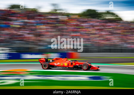 Italie/Monza - 06/09/2019 - # 5 Sebastian Vettel (GER, Team Scuderia Ferrari, SF90) au cours du PC2 avant de se qualifier pour le Grand Prix d'Italie Banque D'Images