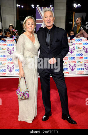 Shirlie Holliman et Martin Kemp arrivant pour la fierté de la Grande-Bretagne Awards tenue à l'hôtel Grosvenor House, Londres. Banque D'Images