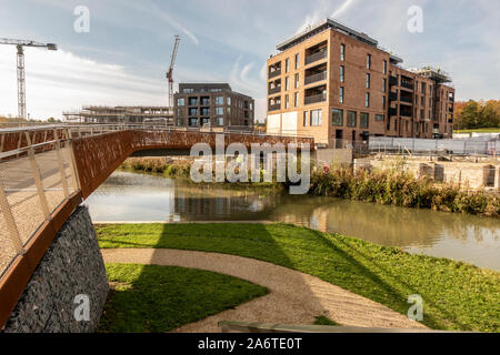 Pont à Milton Keynes Marina Banque D'Images
