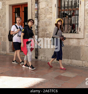 Le Monténégro, Sep 21, 2019 : les touristes à visiter la vieille ville de Kotor Banque D'Images